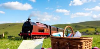 Crawley to Brighton: Easy Day Trips Crawley to Brighton: Easy Day Trips