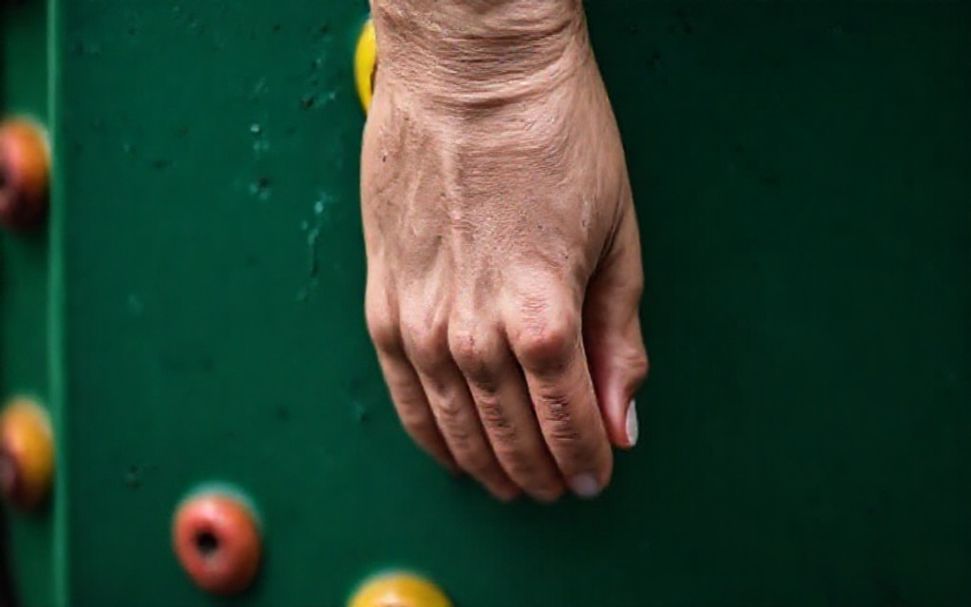 5 Ways Clip 'n Climb Crawley Boosts Your Fitness (Without Realising It)*