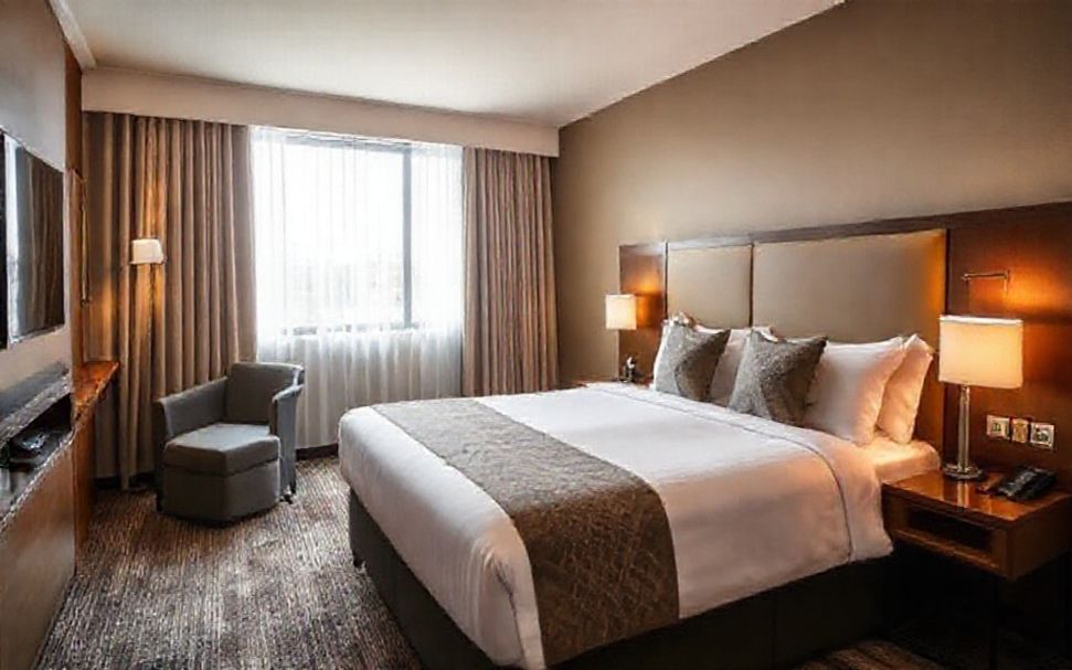 5 Ways Crowne Plaza Crawley Elevates Your Stay with Premium Amenities*