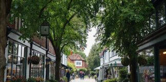 Discover the charm and convenience of Crawley Langley Green