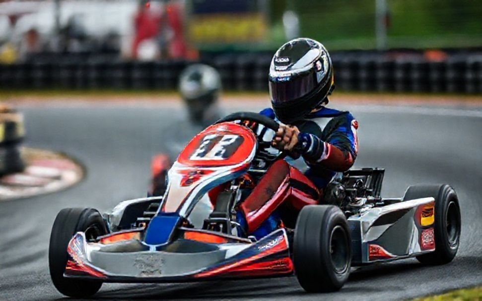 Discover the Fastest Go-Karting Tracks in Crawley – Where Speed Meets Fun*