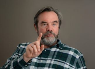 Unlock Your Potential with Expert Coaching in Crawley