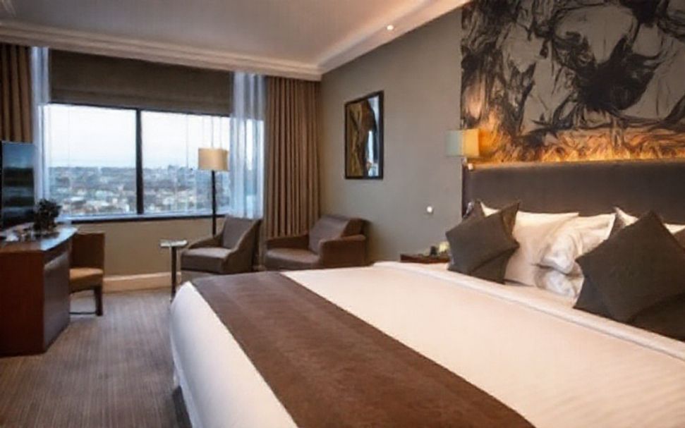 How to Choose the Perfect Luxury Hotel in Crawley for Your Next Getaway*