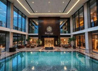 Luxury Stay & Business Convenience at Crowne Plaza Crawley