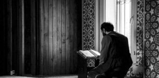 Discover Peaceful Prayer Times in Crawley, West Sussex