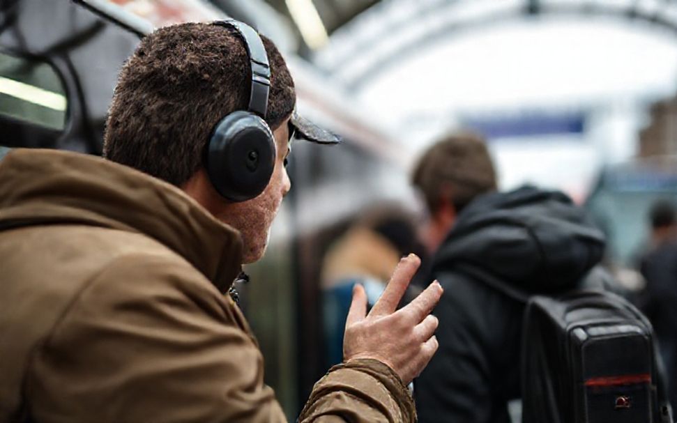 Step-by-Step: Booking, Boarding, and Beyond at Crawley Bus Station*