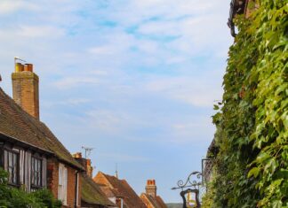 Discover the Charm and Benefits of Living in Crawley, West Sussex