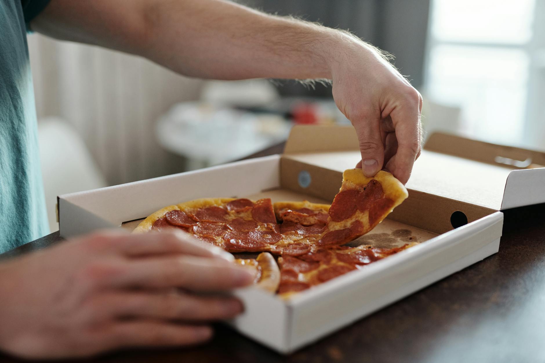 5 Ways Domino’s Crawley Makes Every Pizza Taste Fresh & Irresistible*