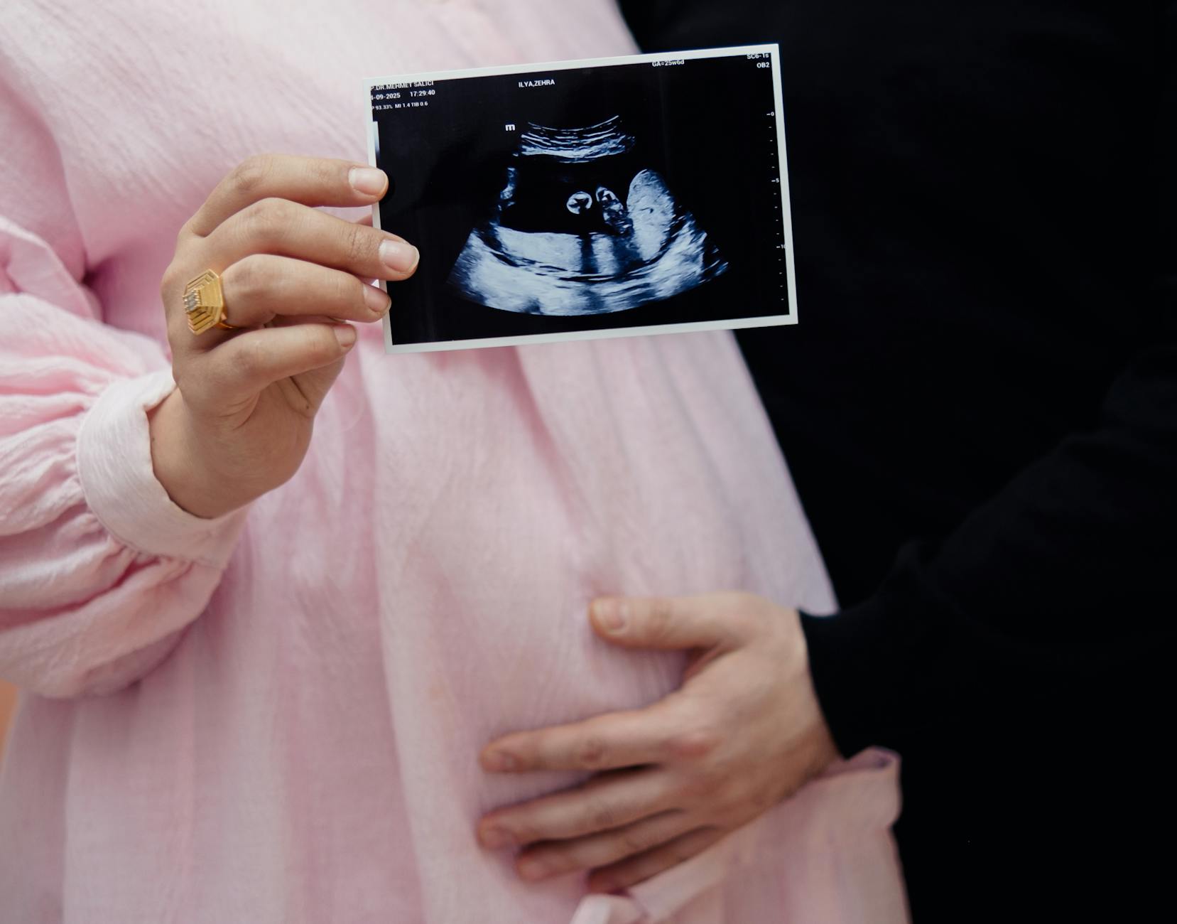 5 Ways Edith Crawley Defied Expectations as a Downton Lady*