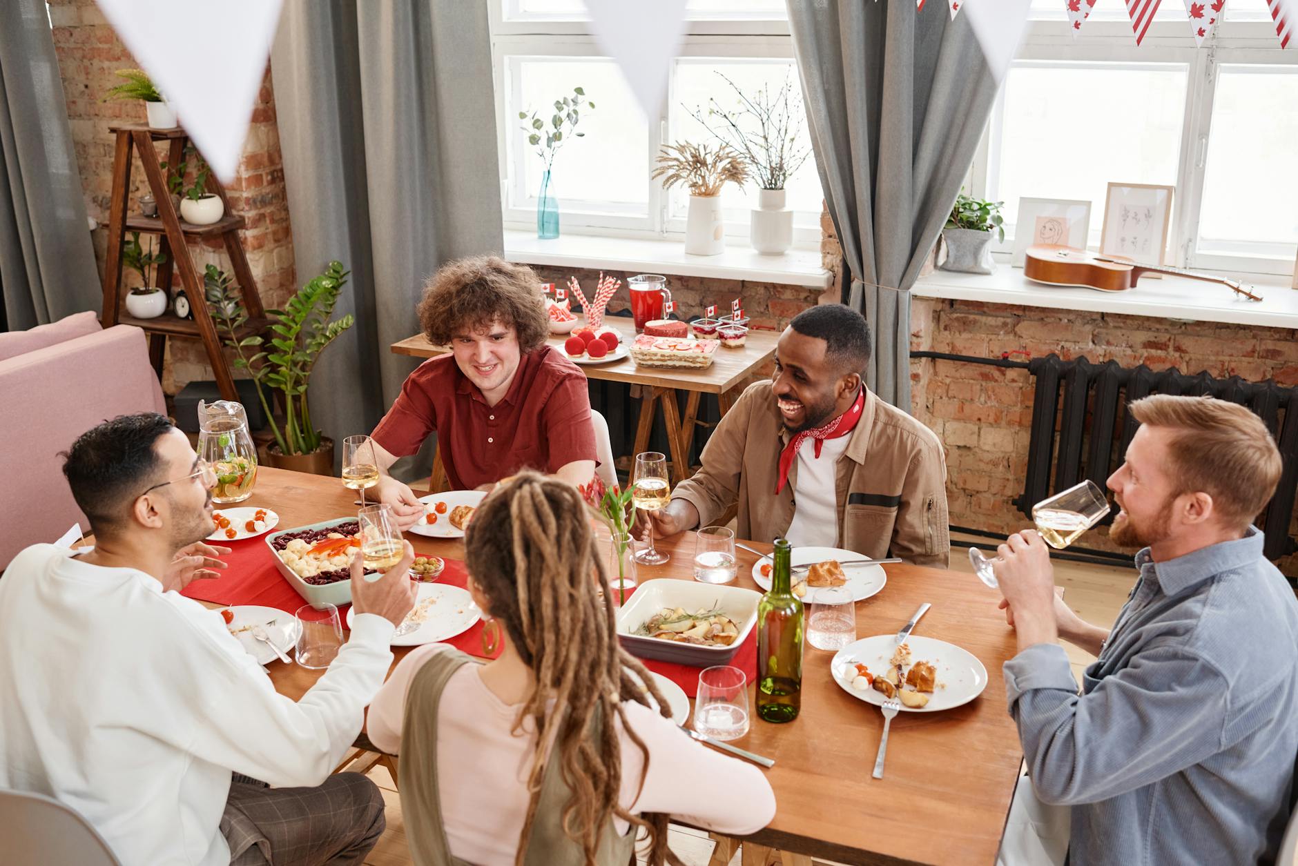 5 Ways to Experience Crawley’s Diverse Food Scene Like a Pro*