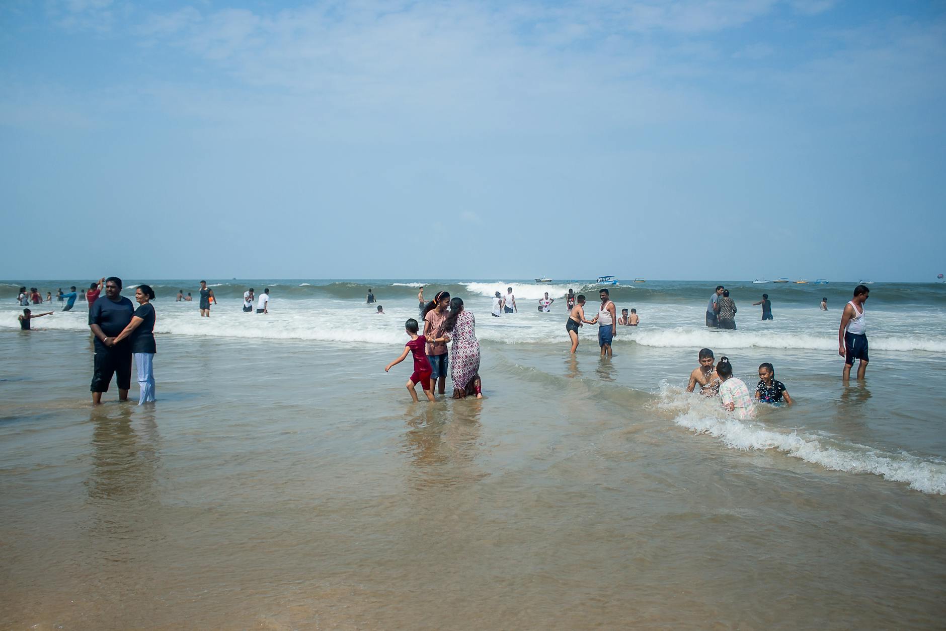 How to Make the Most of Your Family Swim Session at K2 Crawley*