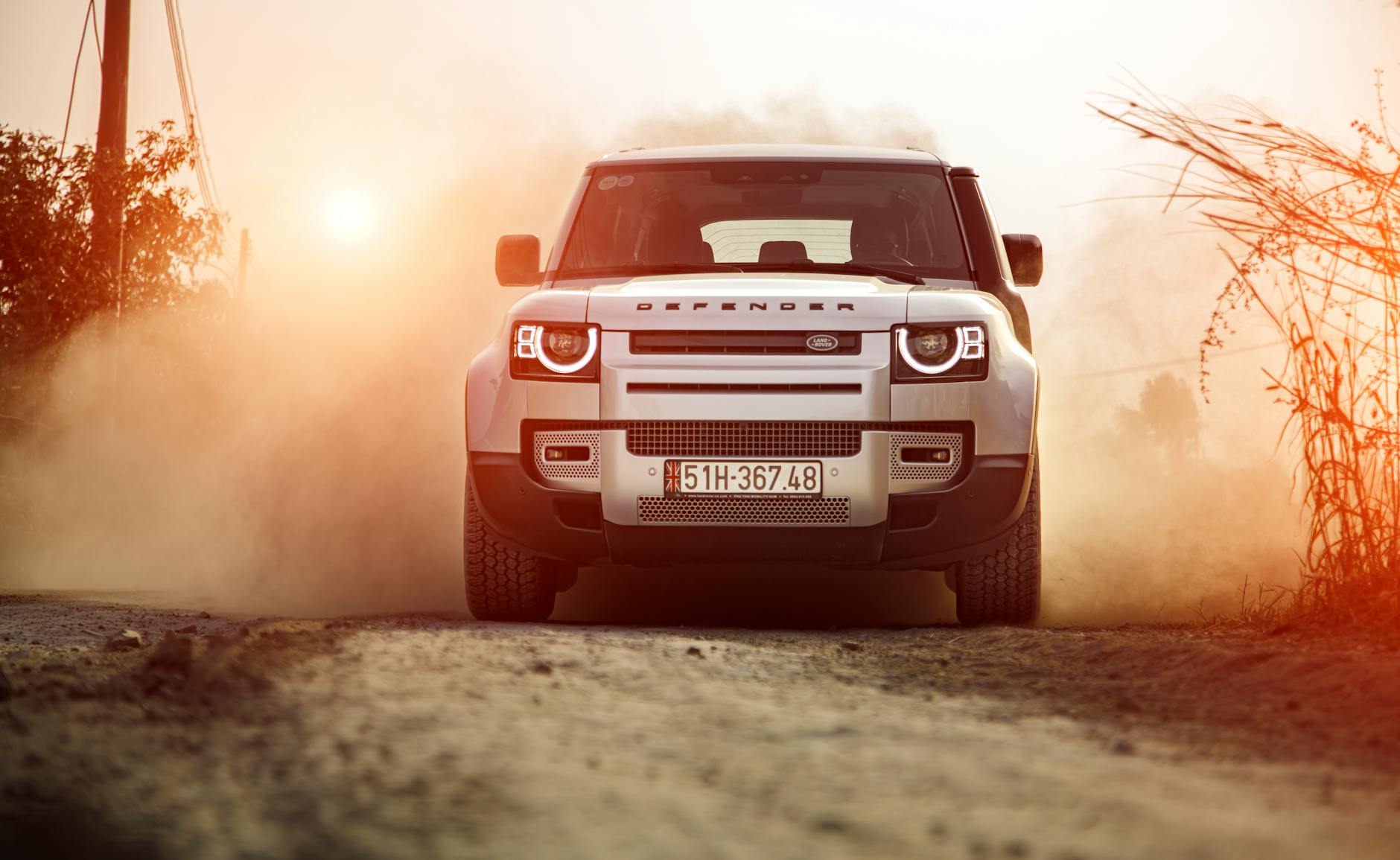 The Truth About Land Rover’s Off-Road Capabilities – What You Need to Know*