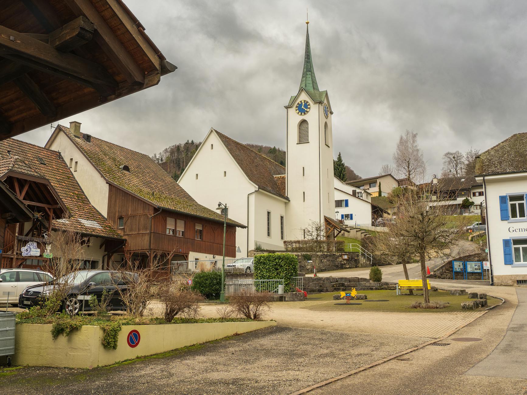 Why Crawley Residents Trust BBC Weather for Reliable Local Forecasts*