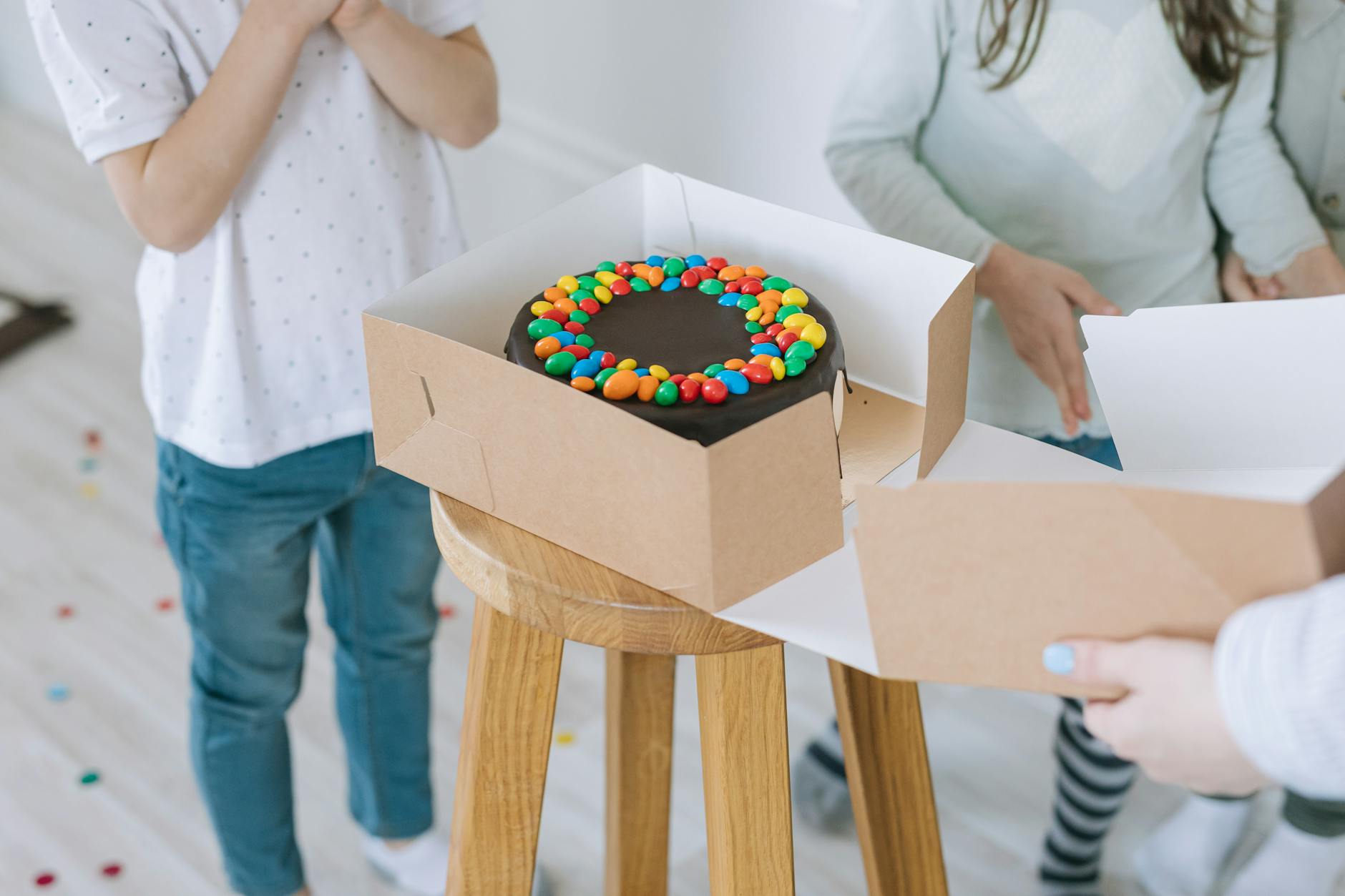 Why Crawley’s Cake Box Deliveries Are the Ultimate Time-Savers for Busy Sweet Tooths*