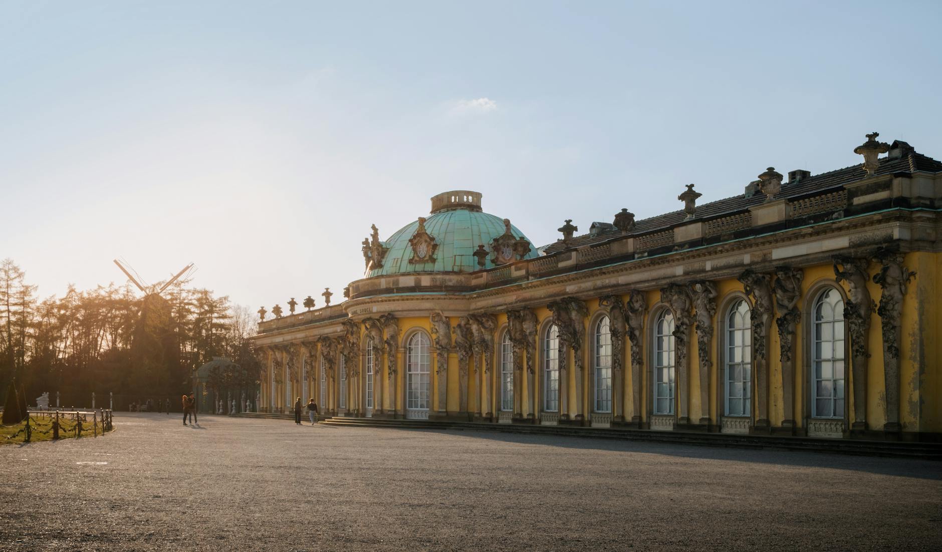 Why Manor Royal Crawley is the Top Choice for Businesses in the UK*