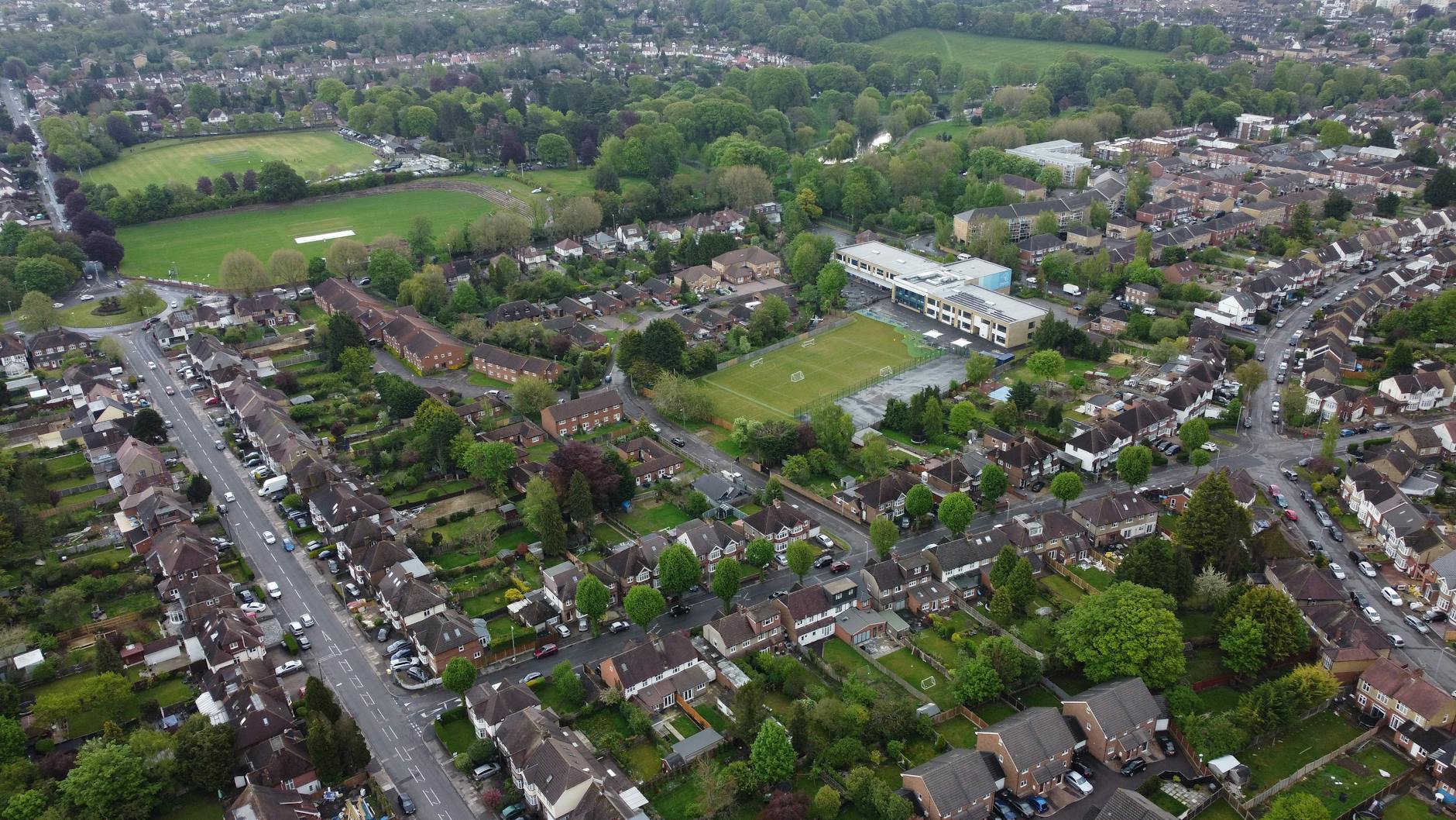 Your Ultimate Guide to Crawley’s Top Schools, Parks & Community Hotspots*