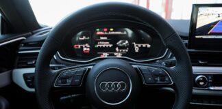 Harwoods Crawley Audi: Premium Service for Your Luxury Vehicle