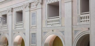 Lloyds Bank Crawley: Expert Financial Services for Your Needs