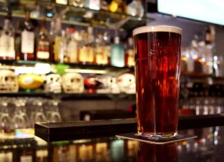 Discover the Best of Crawley at Goff’s Manor Pub