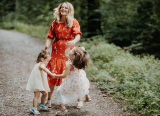 Discover Tilgate Park: Nature, Leisure & Family Fun in Crawley