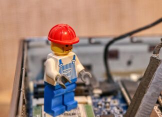 Expert PC & Tech Solutions at Currys PC World Crawley