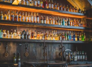 Discover the Best Pubs in Crawley, West Sussex for Great Drinks & Vibes